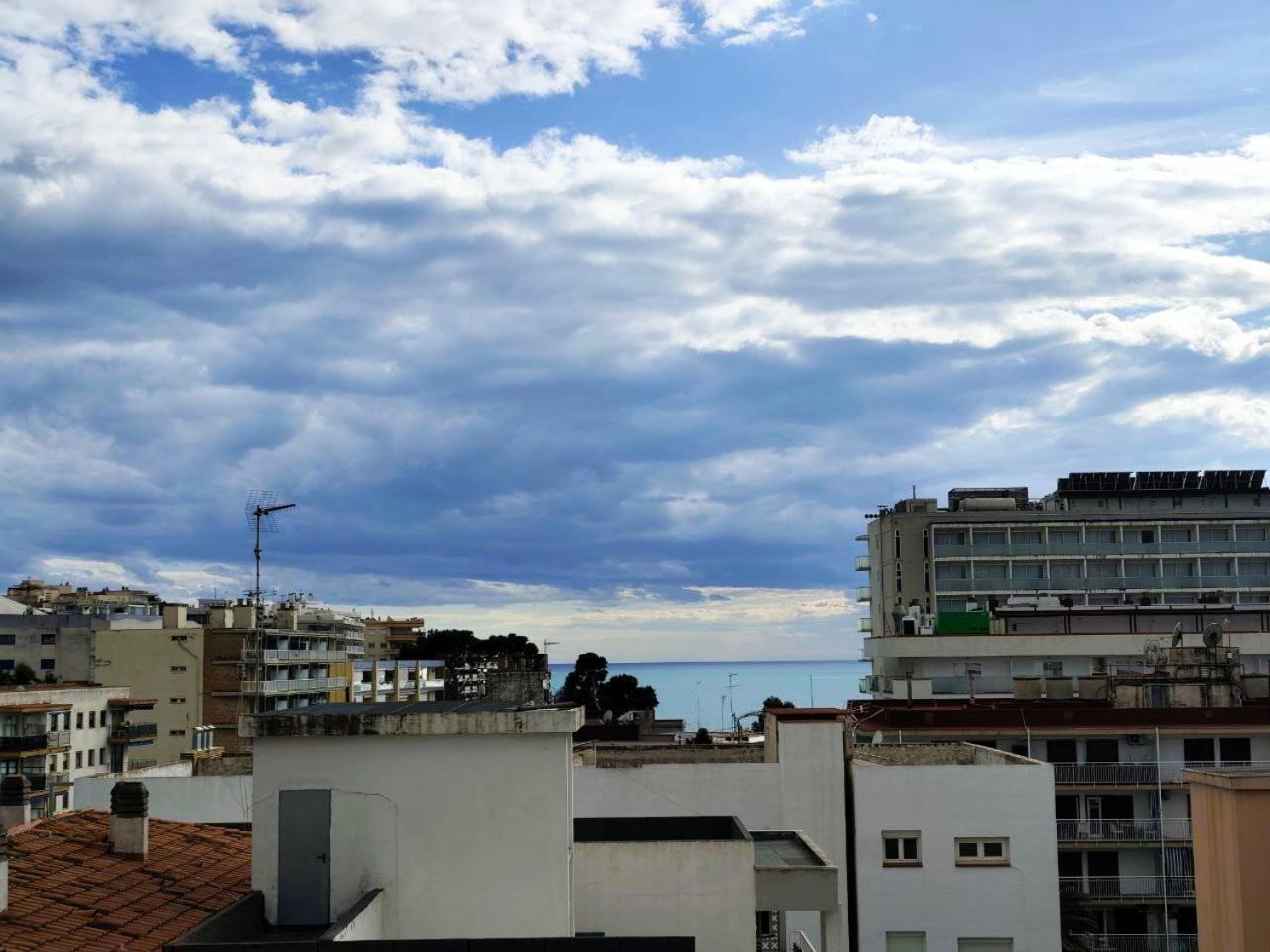 Comfy Apartment In Σαλού Εξωτερικό φωτογραφία
